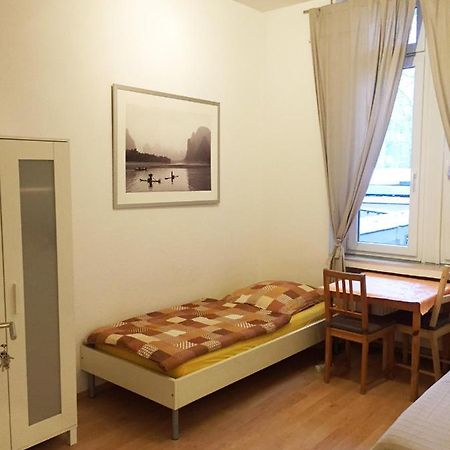 Hannover Sudstadt - Zimmer Und Apartment מראה חיצוני תמונה